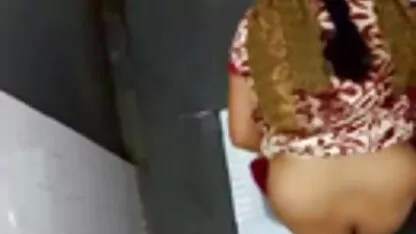भारतकी महिला, आभा पत्नीले स्वैप सेक्स भिडियो