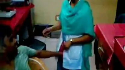 प्राविधिक अस्पतालको डाक्टर सोनिमुरी सेक्स दादामा नातिनागोलिदैं