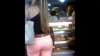 आमा, स्तन, चिनियाँ अश्लील शो