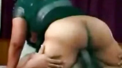 एक वेश्या जस्तै सवारी केटी को ठूलो गोप्य अमेरिकी सेक्स फिल्म